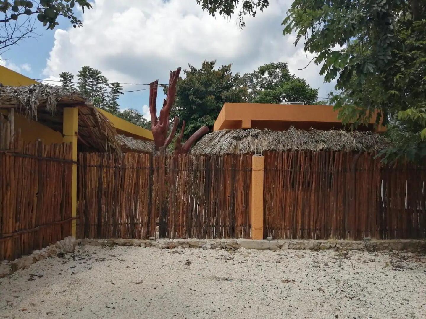 Suites De Piedra Y Colores En Chichen Itza Pisté Exterior foto